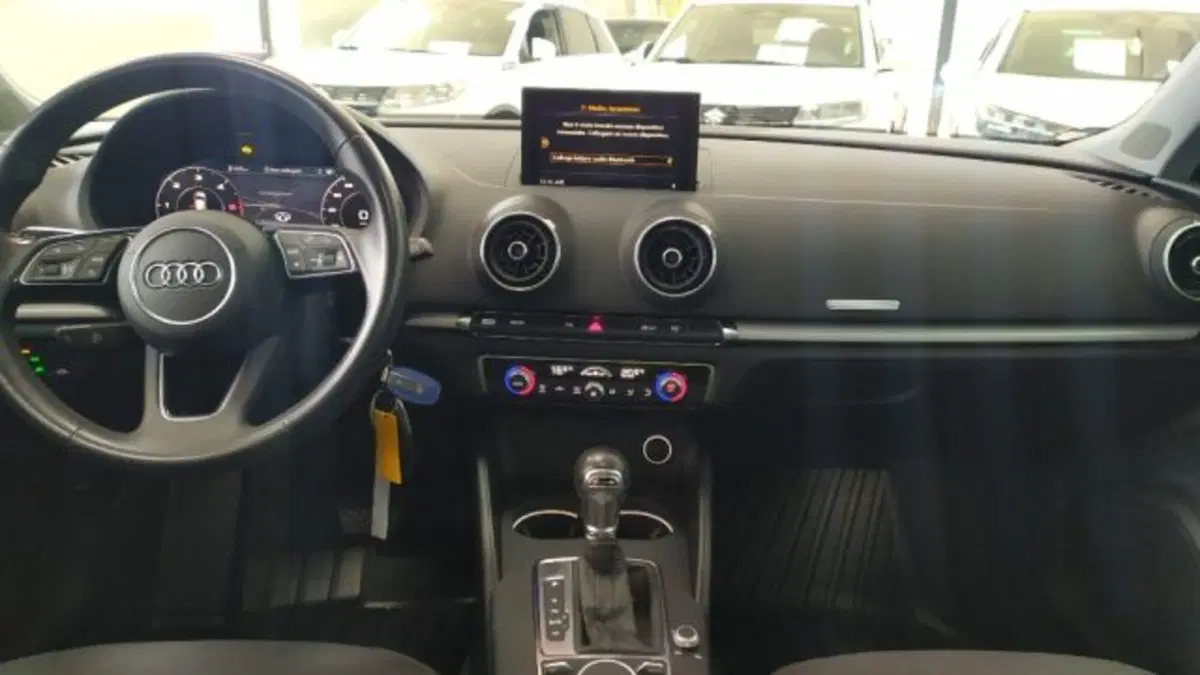 Audi A3 Sportback usata a Trieste (9)