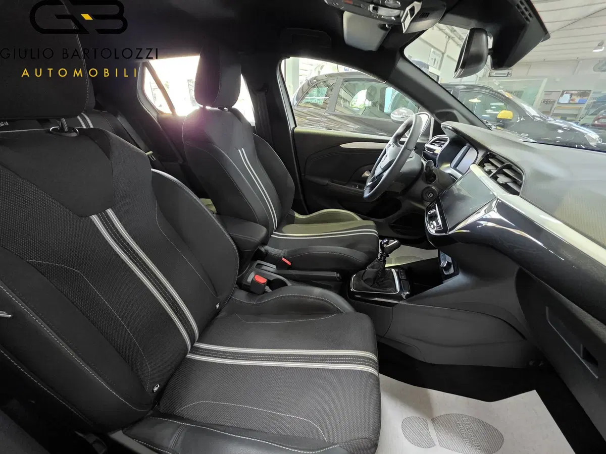 Opel Corsa usata a Prato (11)
