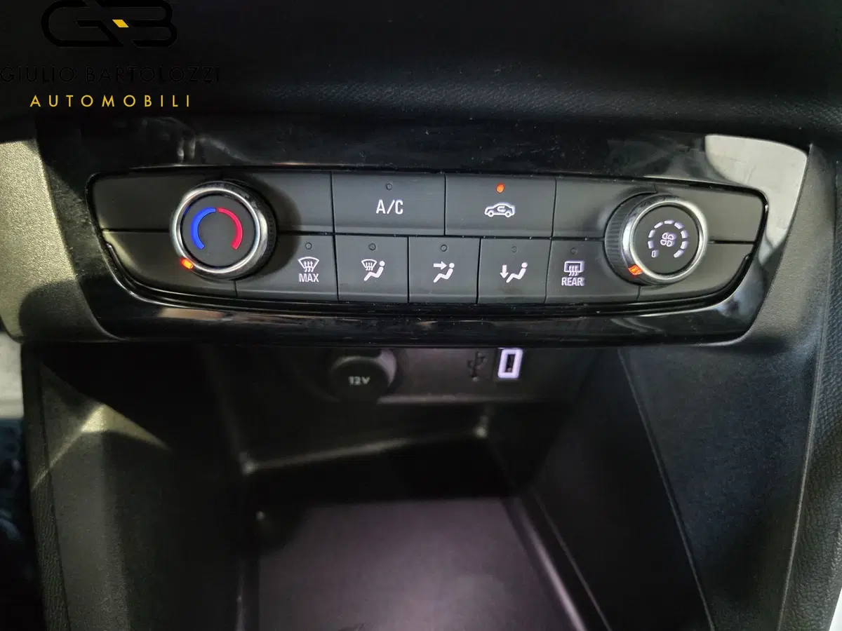 Opel Corsa usata a Prato (16)
