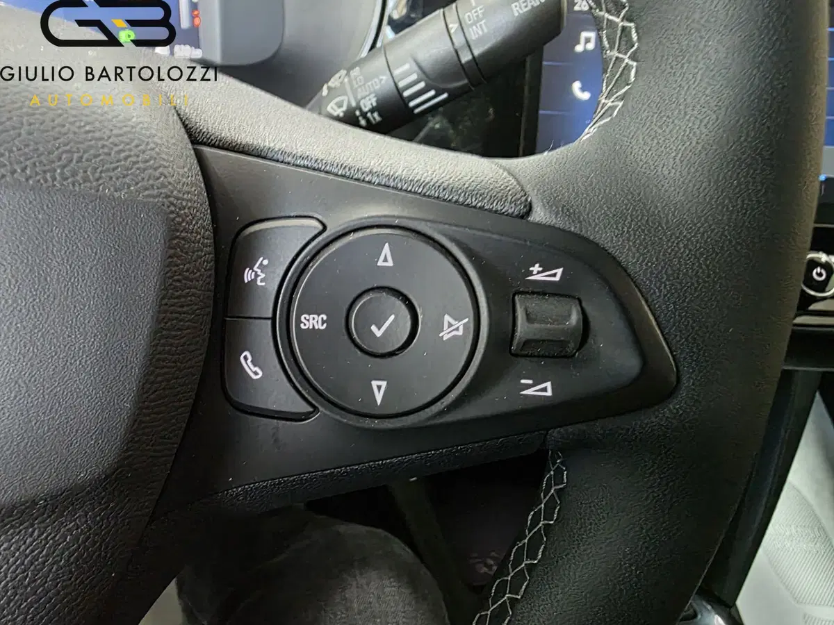 Opel Corsa usata a Prato (19)