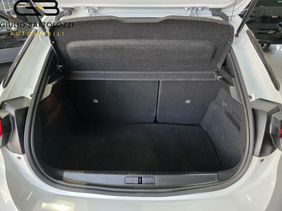 Opel Corsa usata a Prato (6)