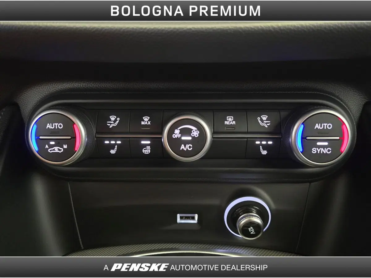 Alfa Romeo Stelvio usata a Bologna (20)