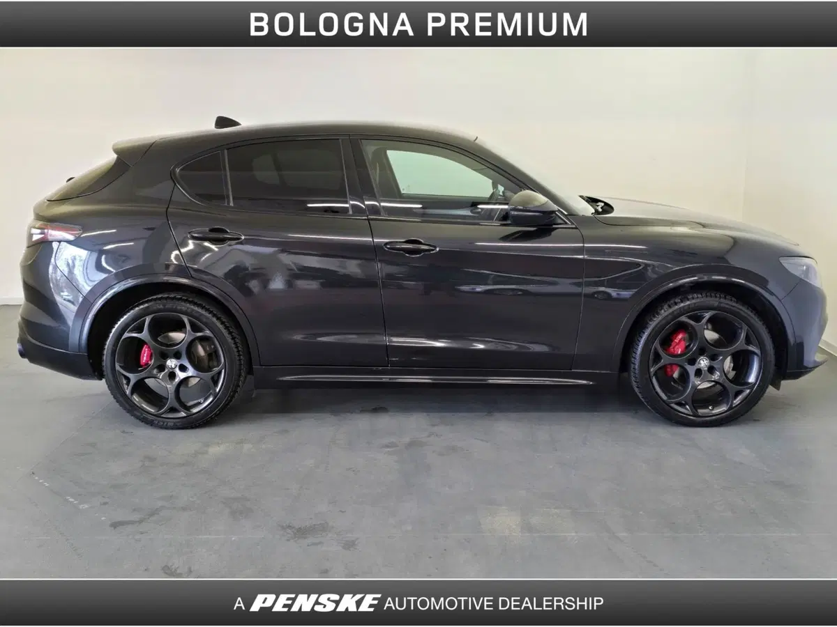 Alfa Romeo Stelvio usata a Bologna (6)