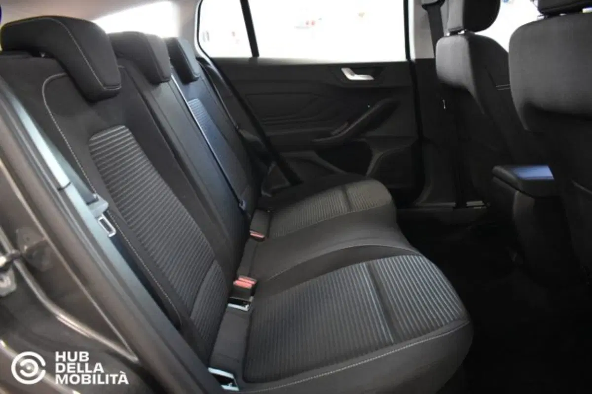 Ford Focus Station Wagon usata a Perugia (19)