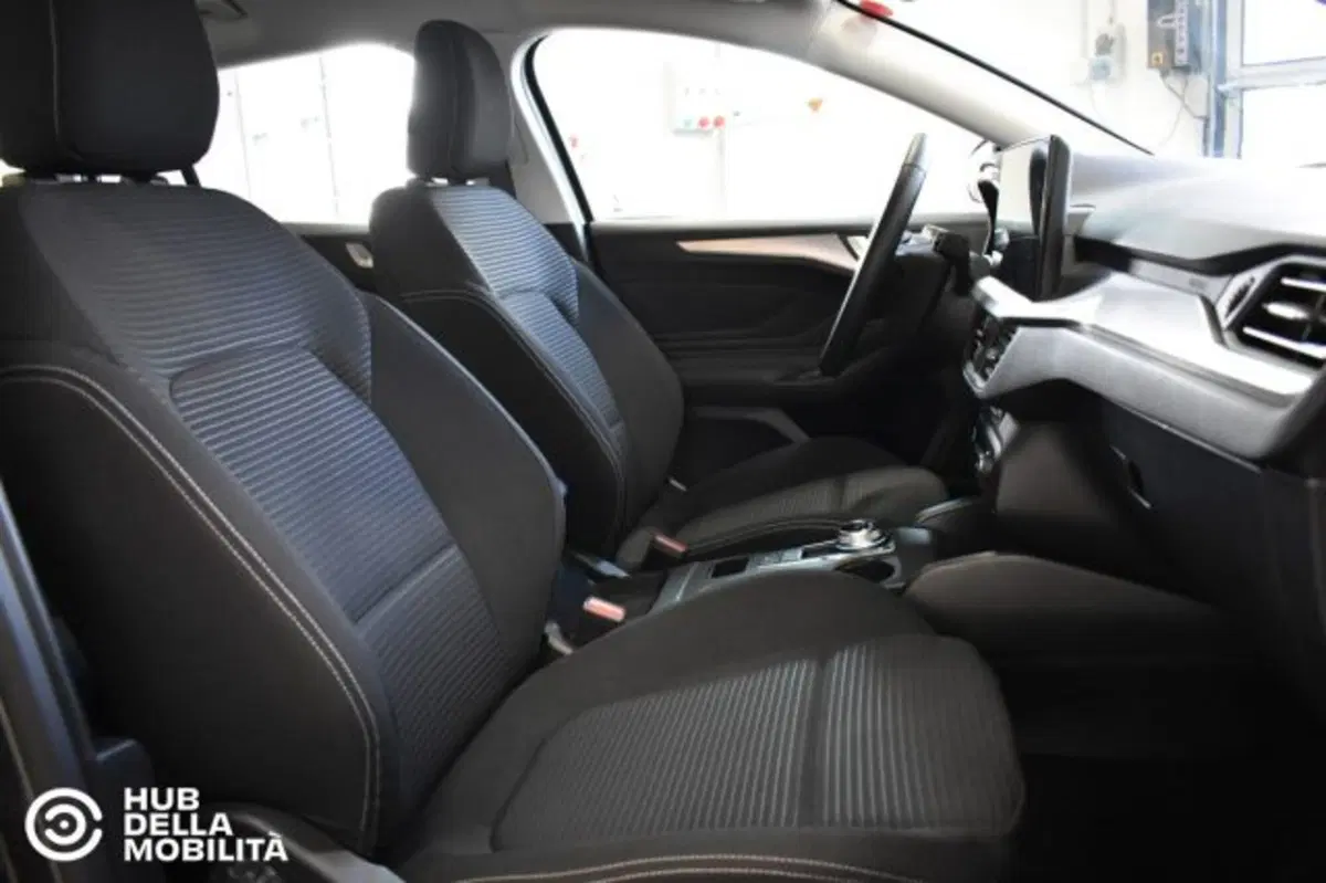 Ford Focus Station Wagon usata a Perugia (20)