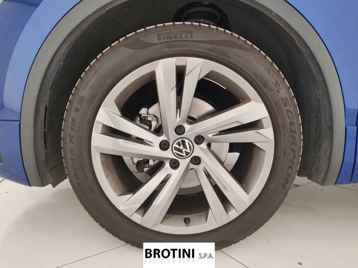 Volkswagen Tiguan usata a Massa-Carrara (6)