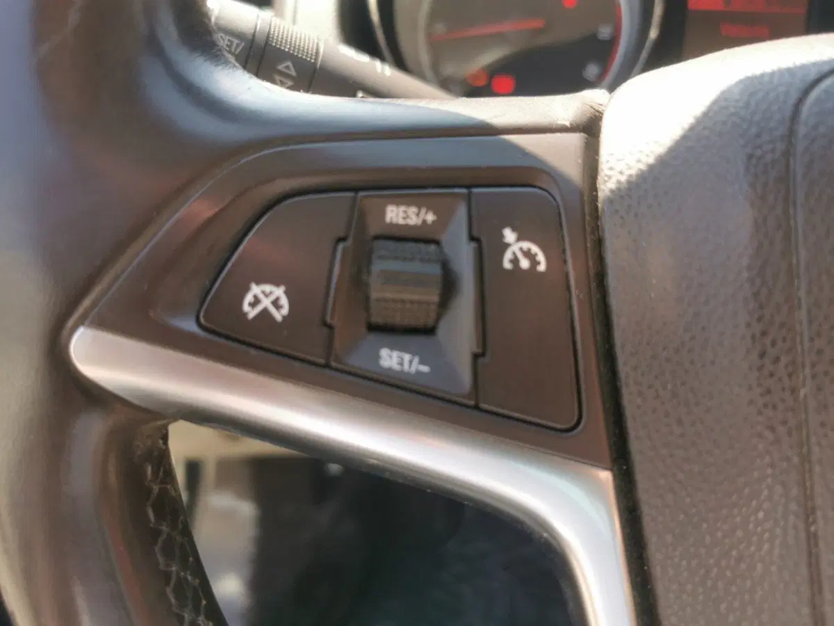 Opel Insignia usata a Taranto (20)
