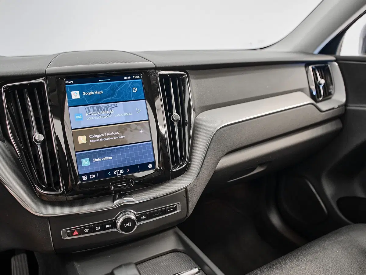 Volvo XC60 usata a Prato (13)