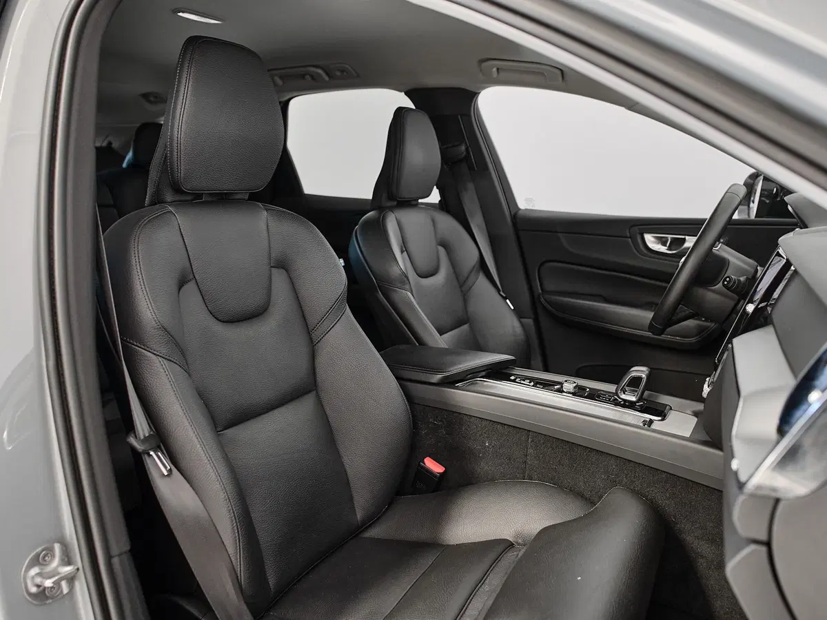 Volvo XC60 usata a Prato (17)