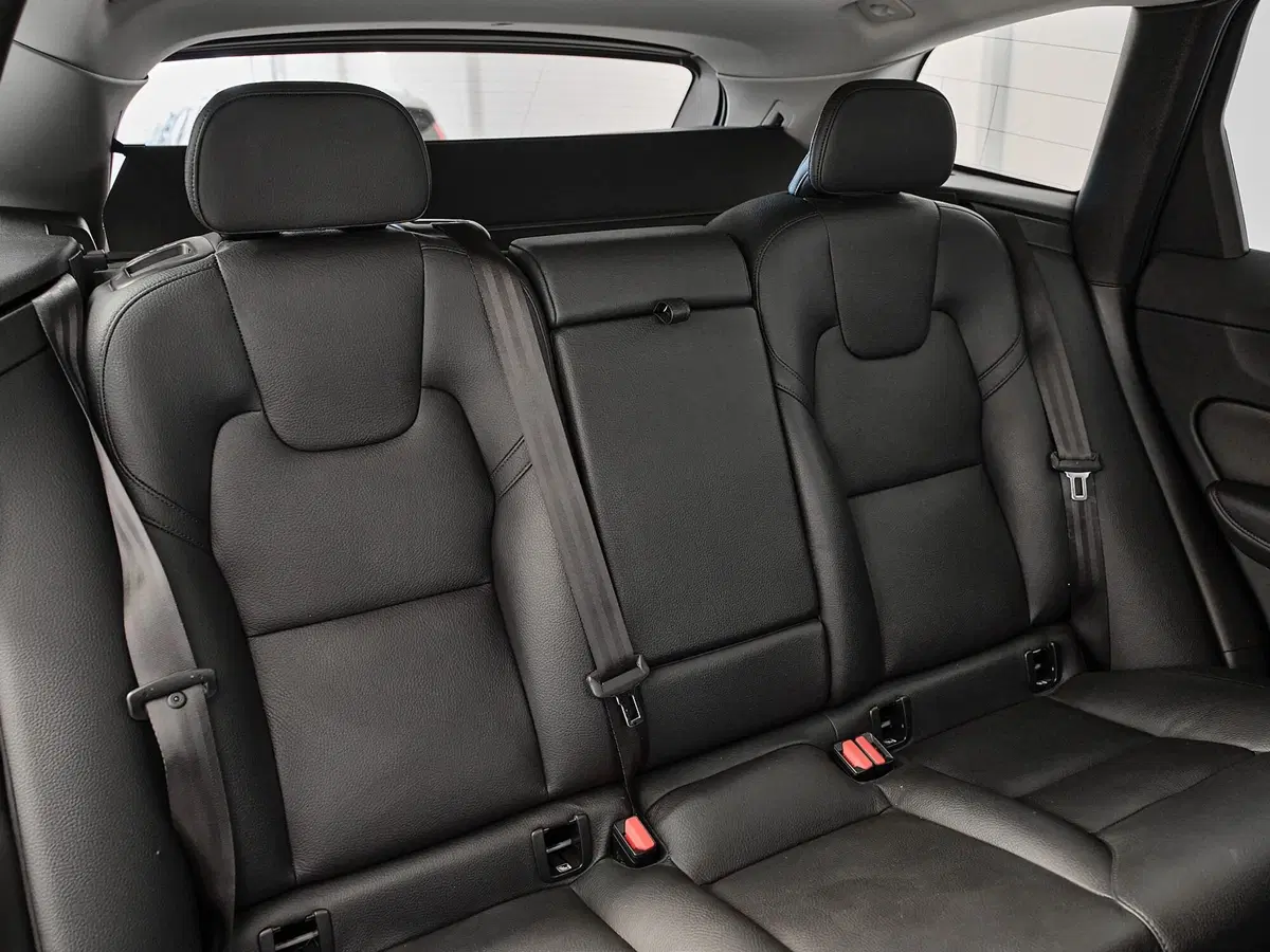 Volvo XC60 usata a Prato (18)