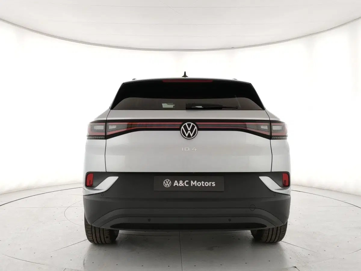 Volkswagen ID.4 nuova a Napoli (4)