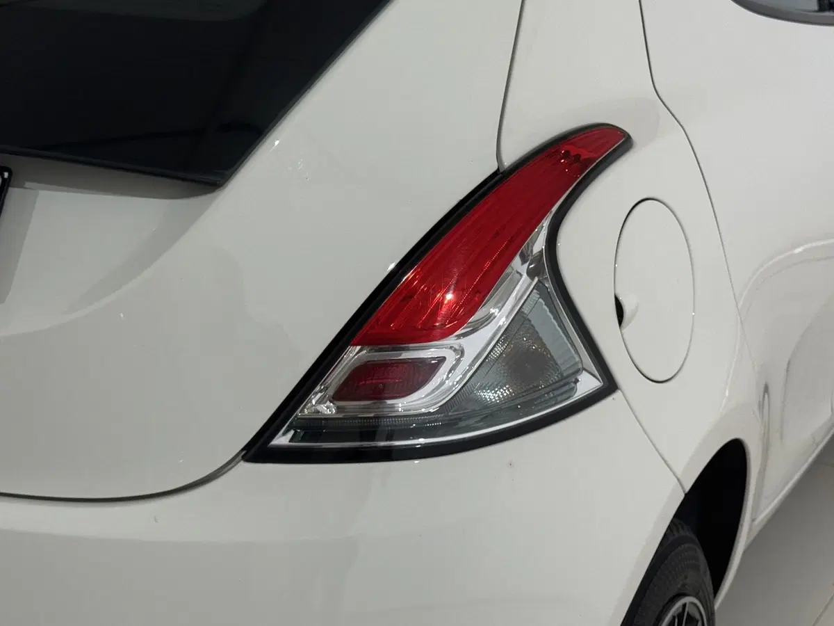 Lancia Ypsilon usata a Perugia (9)