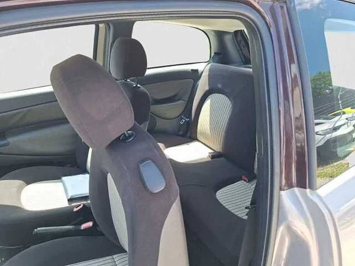 Lancia Ypsilon usata a Venezia (11)
