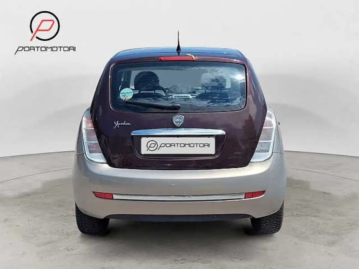 Lancia Ypsilon usata a Venezia (4)