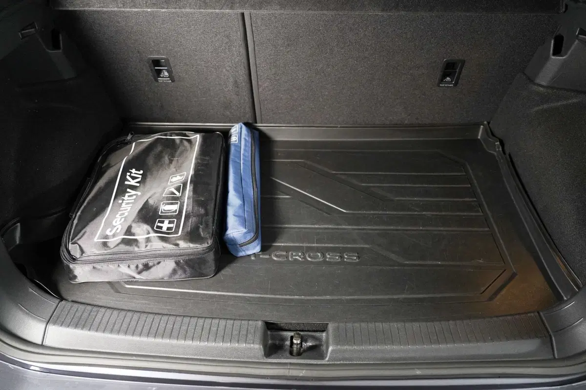 Volkswagen T-Cross usata a Varese (20)