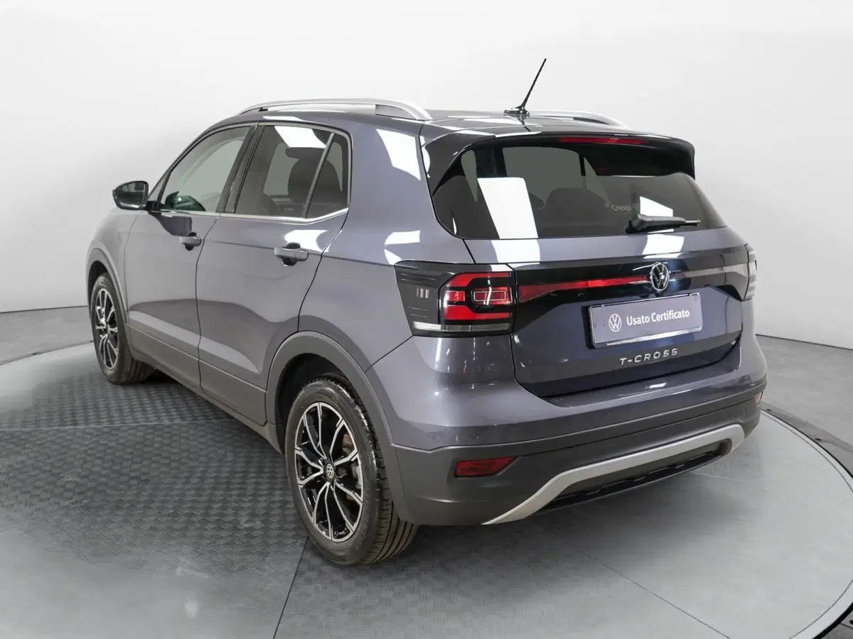 Volkswagen T-Cross usata a Varese (4)