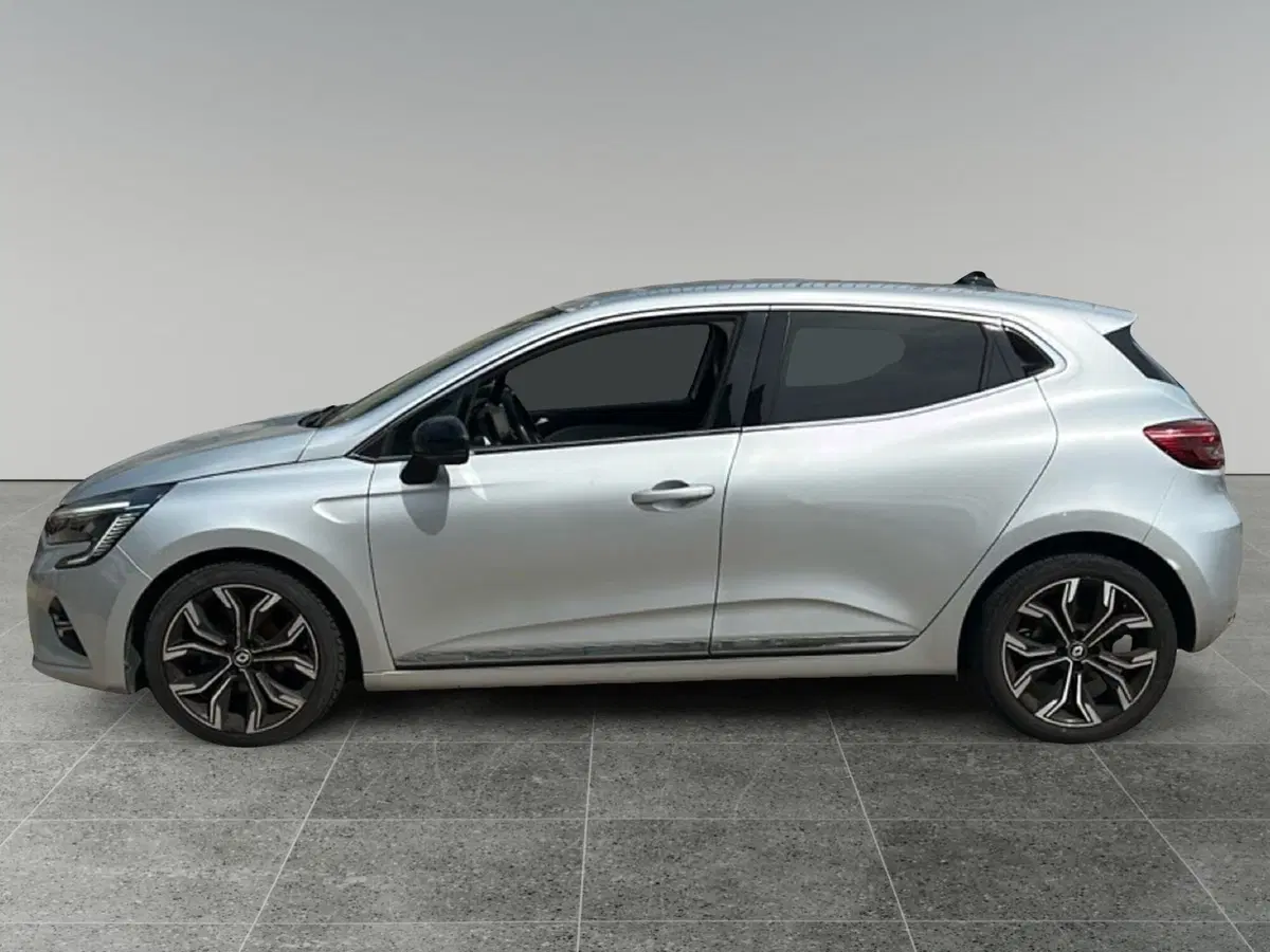 Renault Clio usata a Roma (2)
