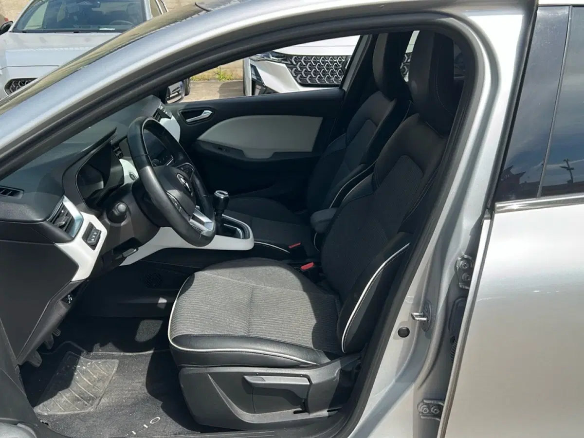 Renault Clio usata a Roma (9)