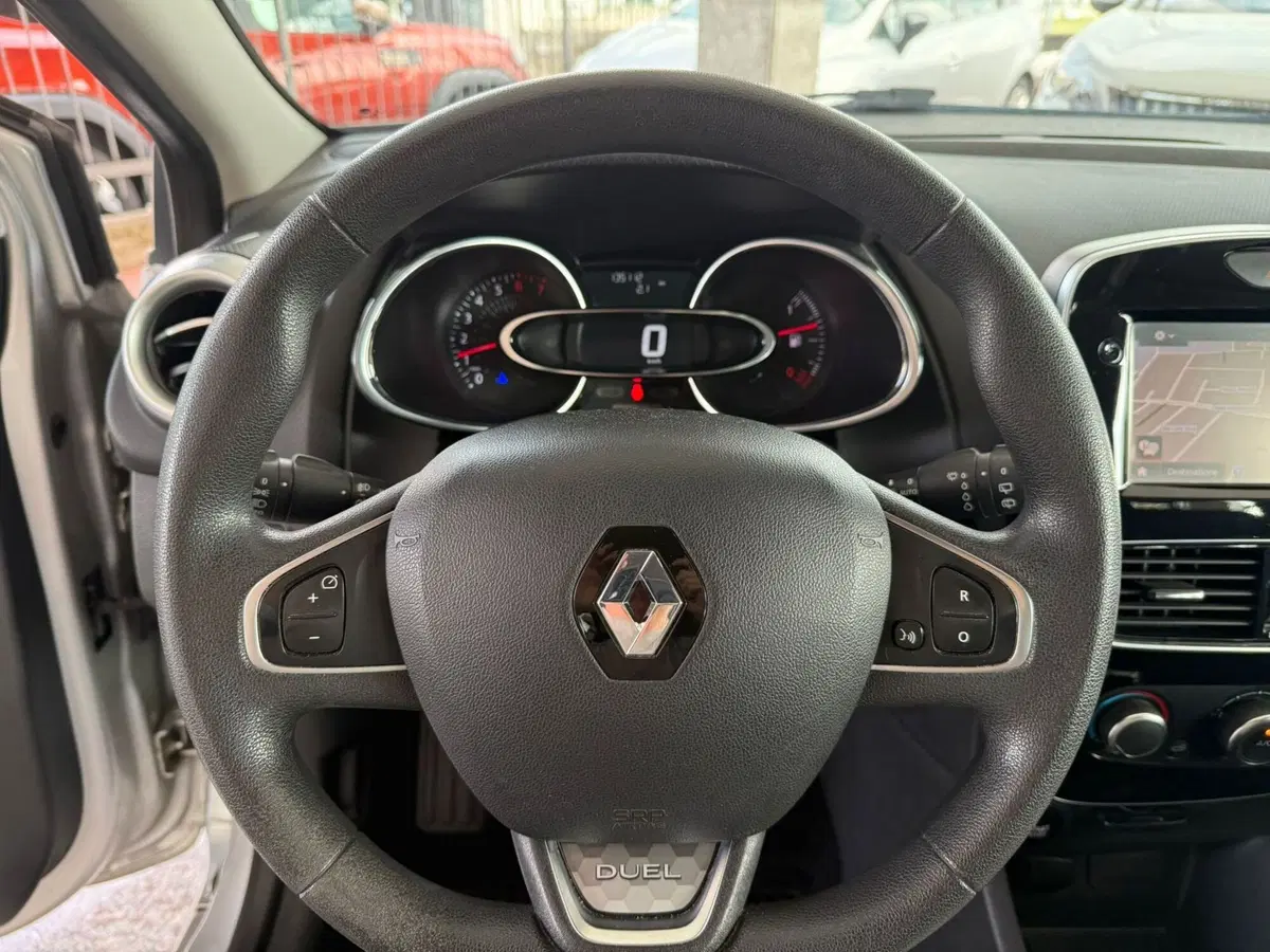 Renault Clio usata a Brescia (13)