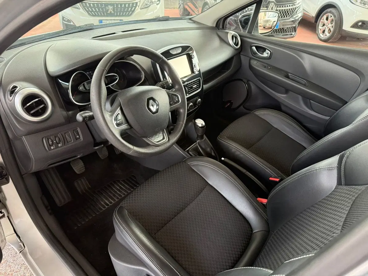 Renault Clio usata a Brescia (9)