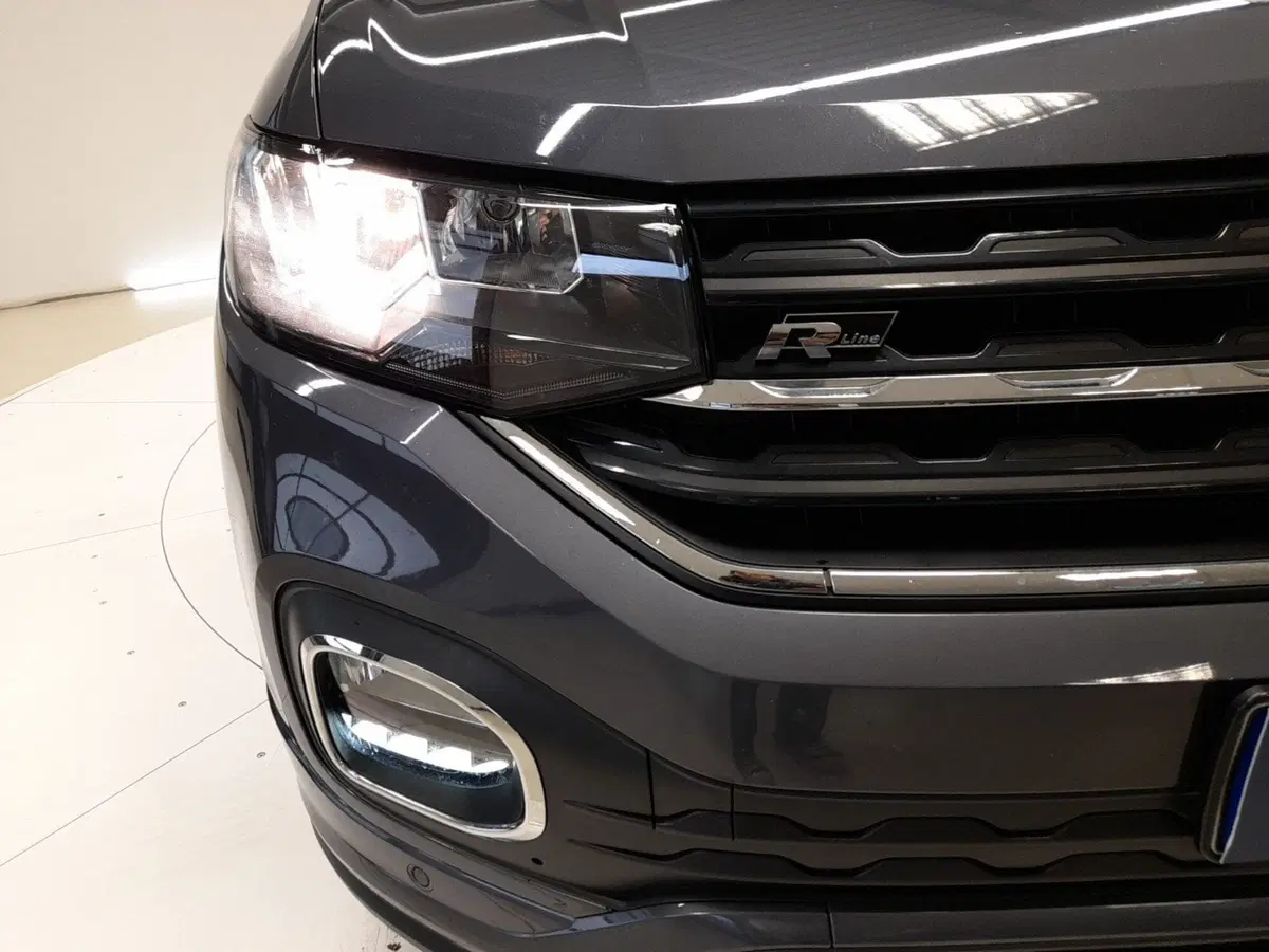 Volkswagen T-Cross usata a Bologna (8)