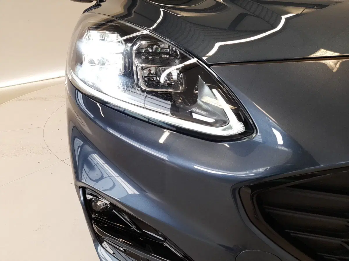 Ford Kuga usata a Bologna (8)