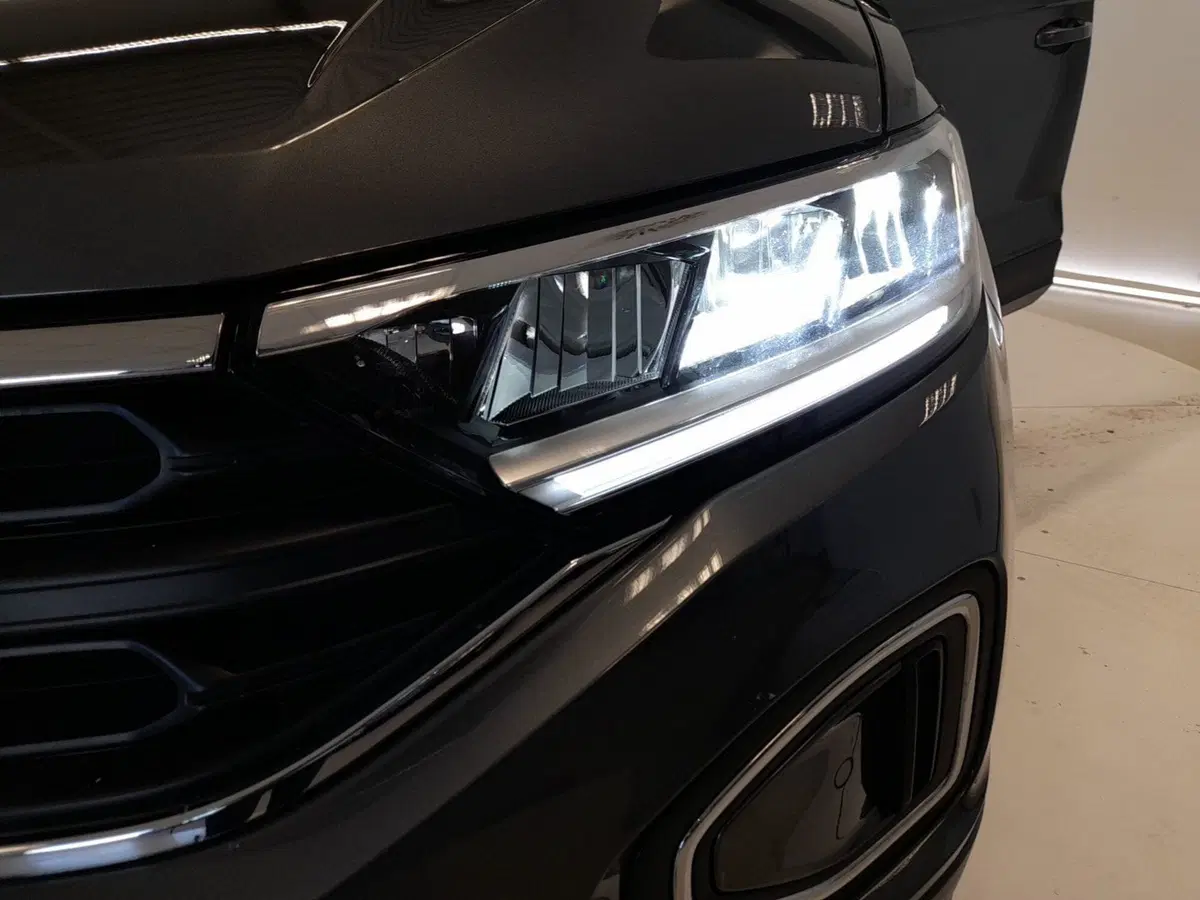 Volkswagen T-Roc usata a Bologna (8)