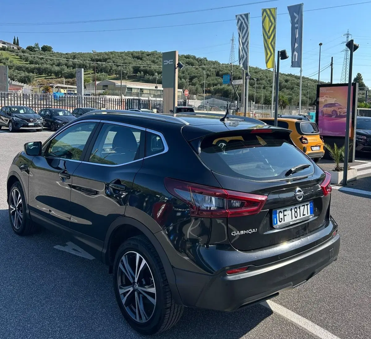 Nissan Qashqai usata a Roma (2)