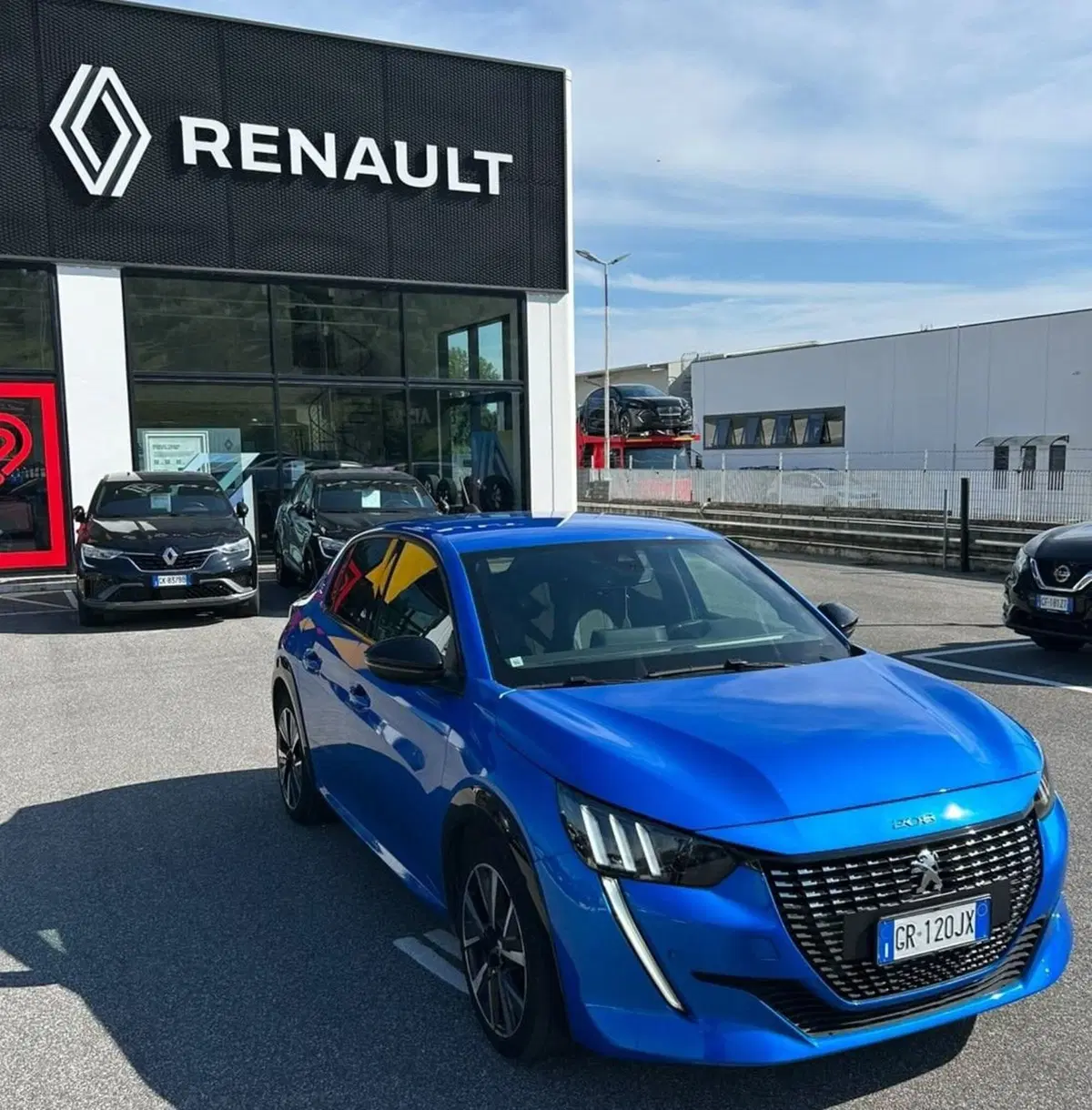 Peugeot 208 usata a Roma