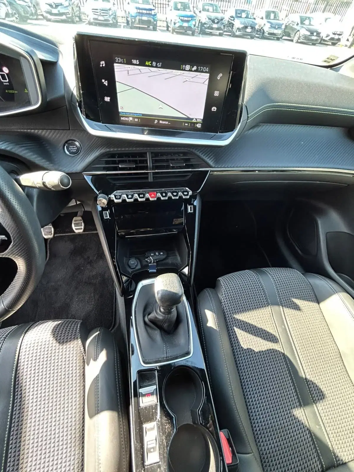 Peugeot 208 usata a Roma (13)