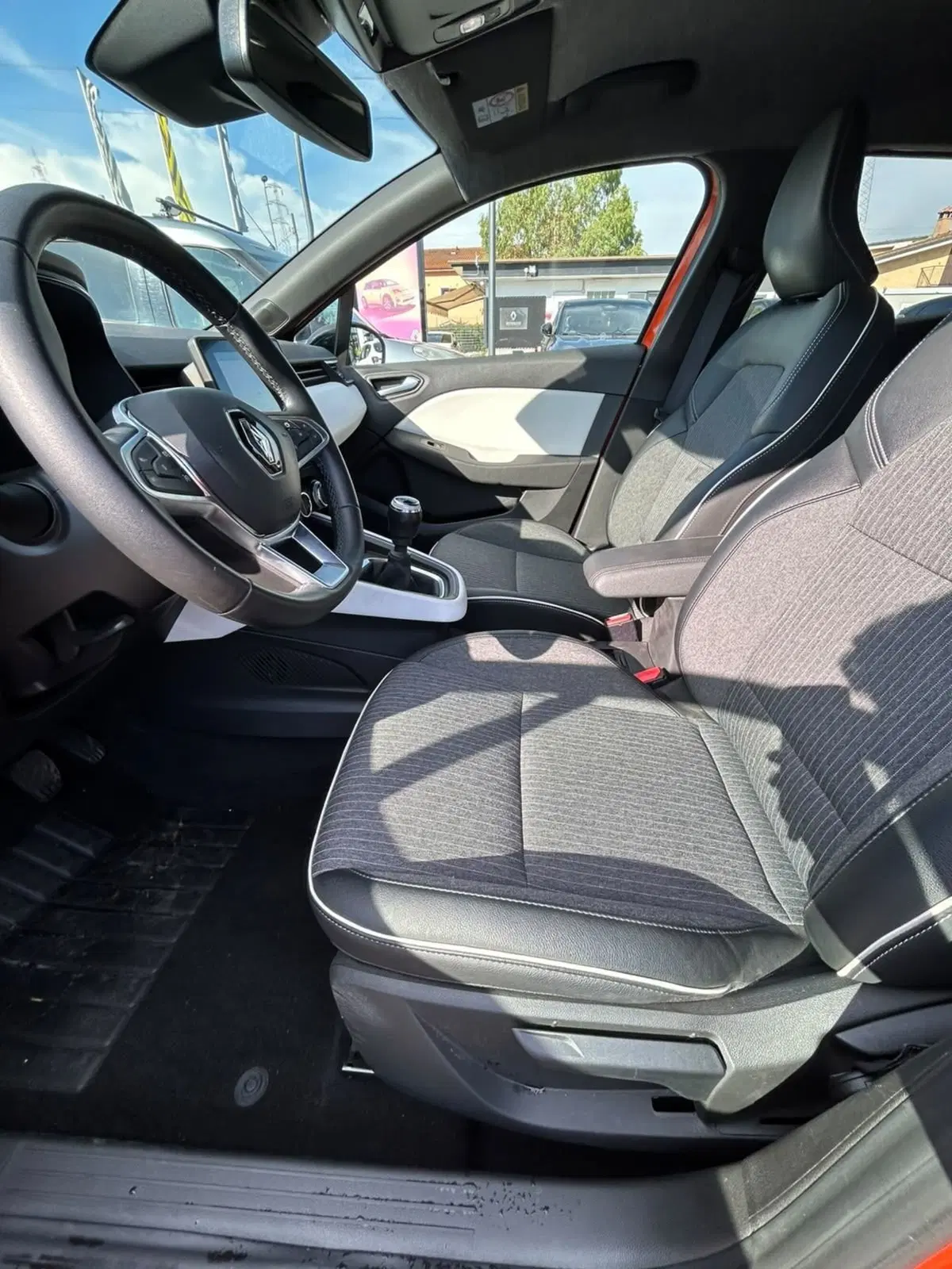 Renault Clio usata a Roma (10)