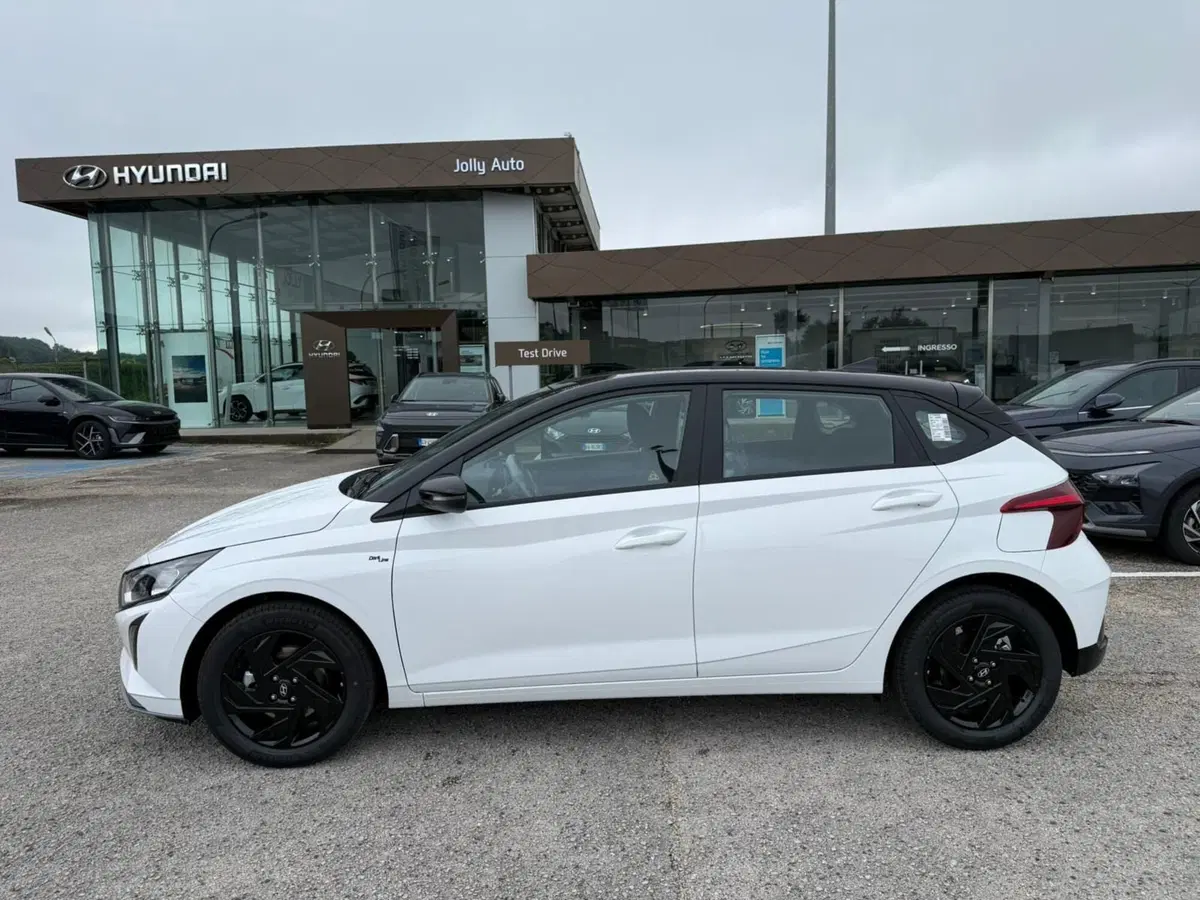 Hyundai i20 nuova a Frosinone (2)