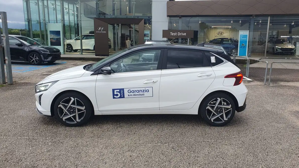 Hyundai i20 nuova a Frosinone (3)