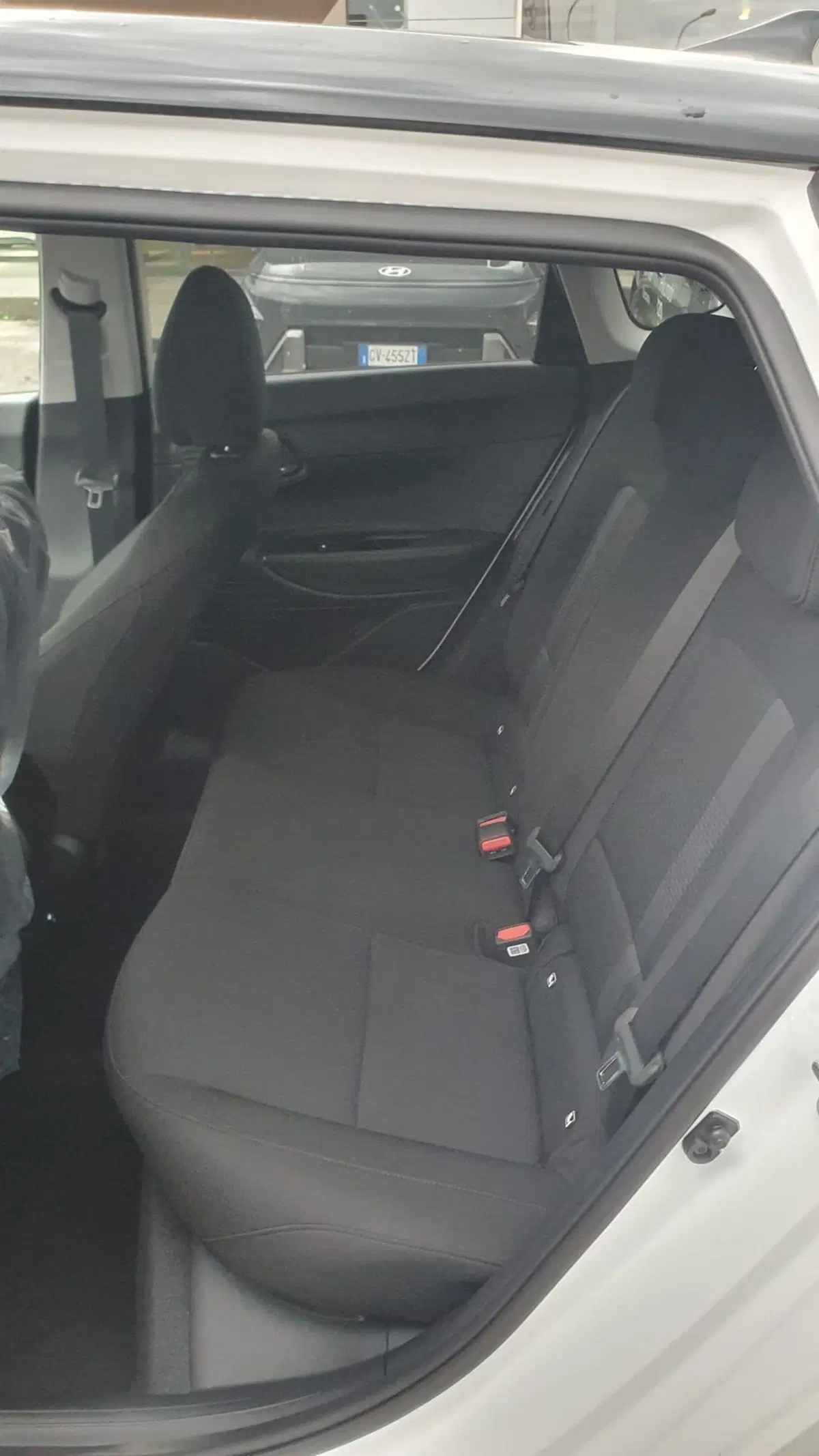 Hyundai i20 nuova a Frosinone (9)