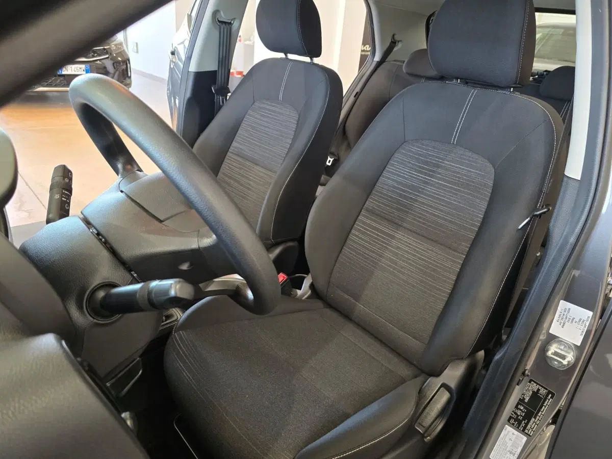 Kia Stonic usata a Rimini (6)