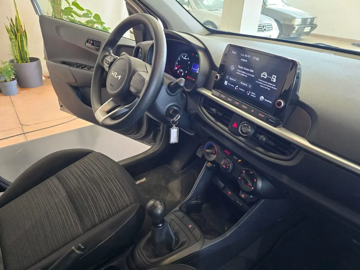 Kia Stonic usata a Rimini (9)