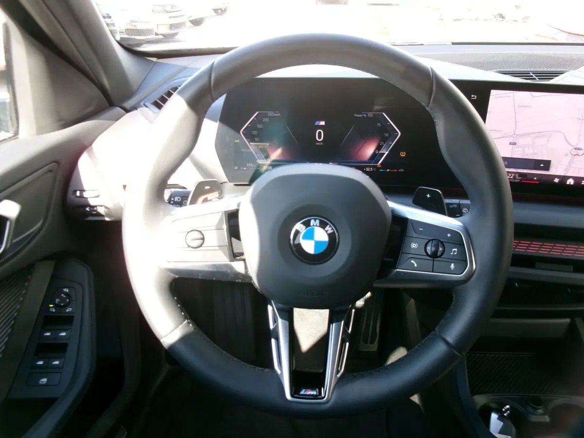 BMW Serie 1 5p. usata a Venezia (12)