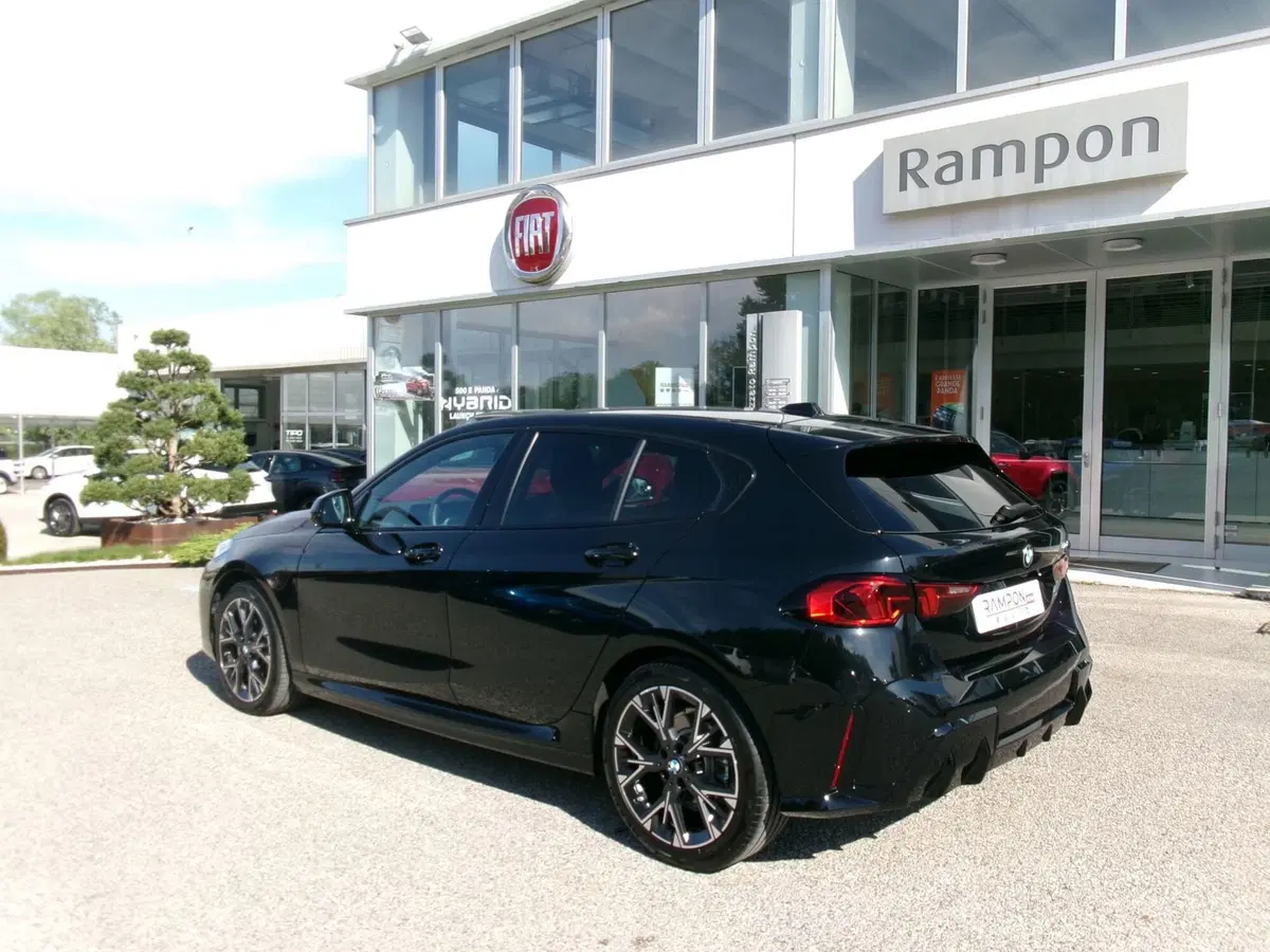 BMW Serie 1 5p. usata a Venezia (5)