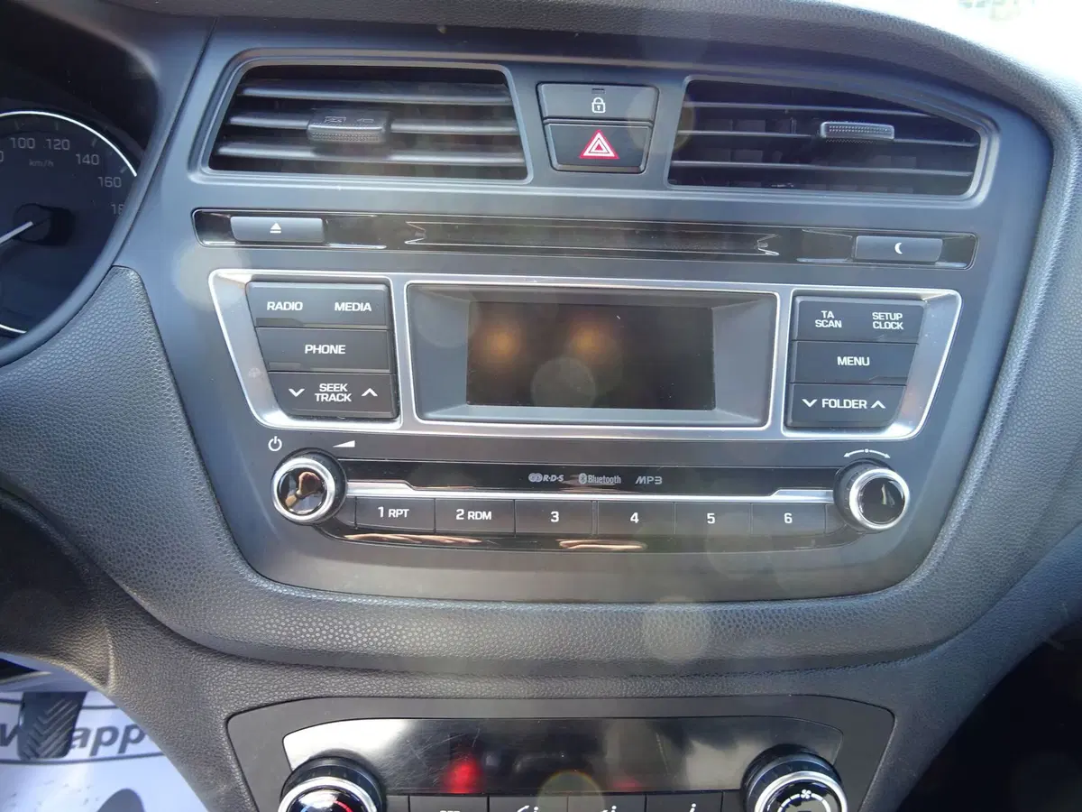 Hyundai i20 usata a Lucca (11)