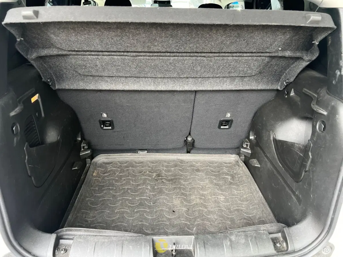 Jeep Renegade usata a Milano (16)