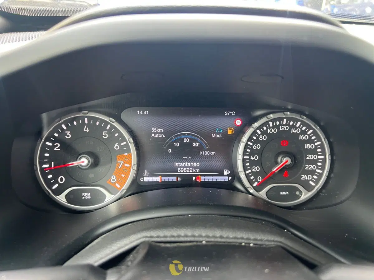 Jeep Renegade usata a Milano (5)