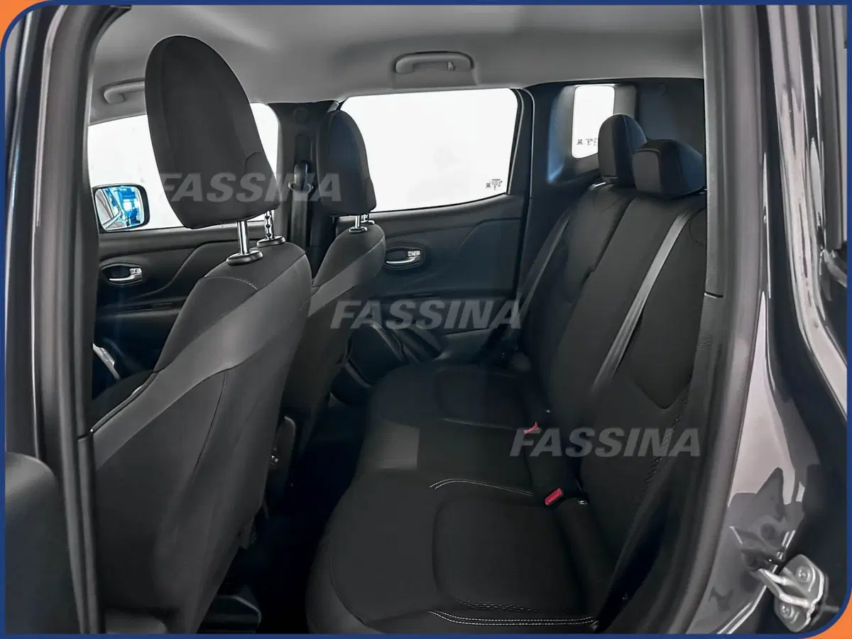 Jeep Renegade usata a Milano (10)