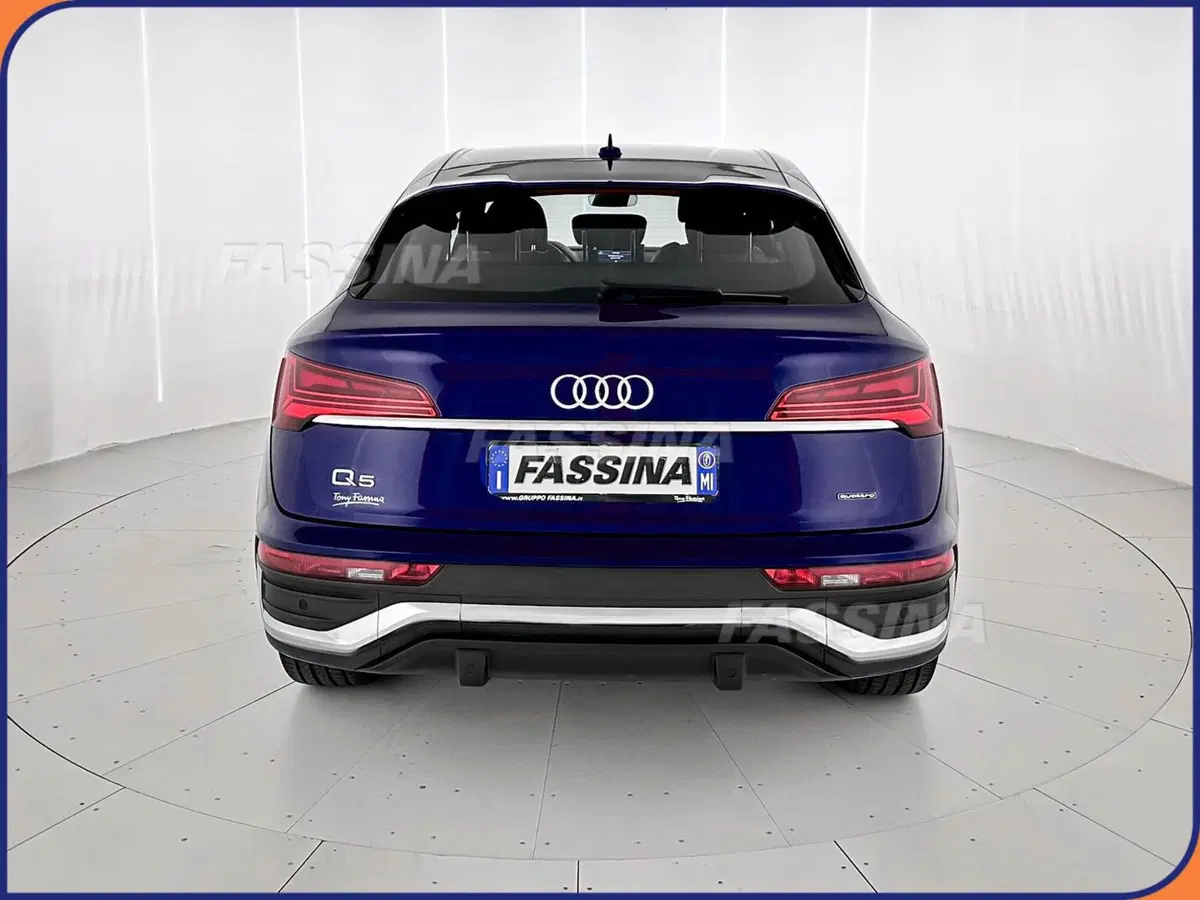 Audi Q5 Sportback usata a Milano (5)