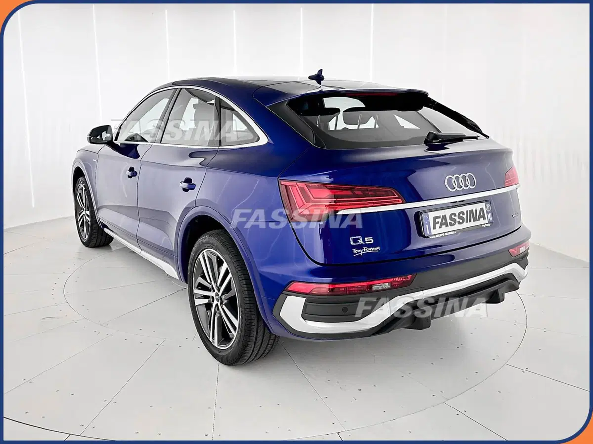 Audi Q5 Sportback usata a Milano (6)