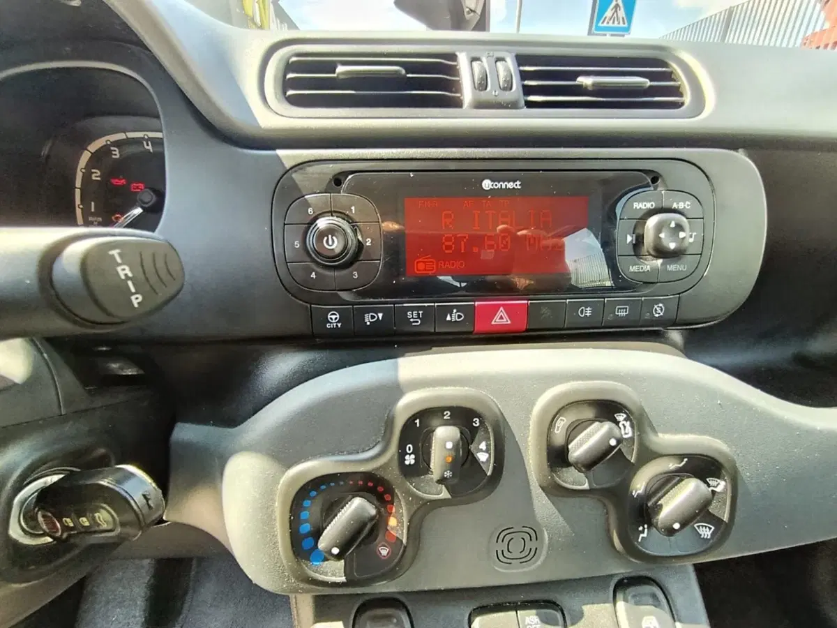 Fiat Panda usata a Massa-Carrara (13)