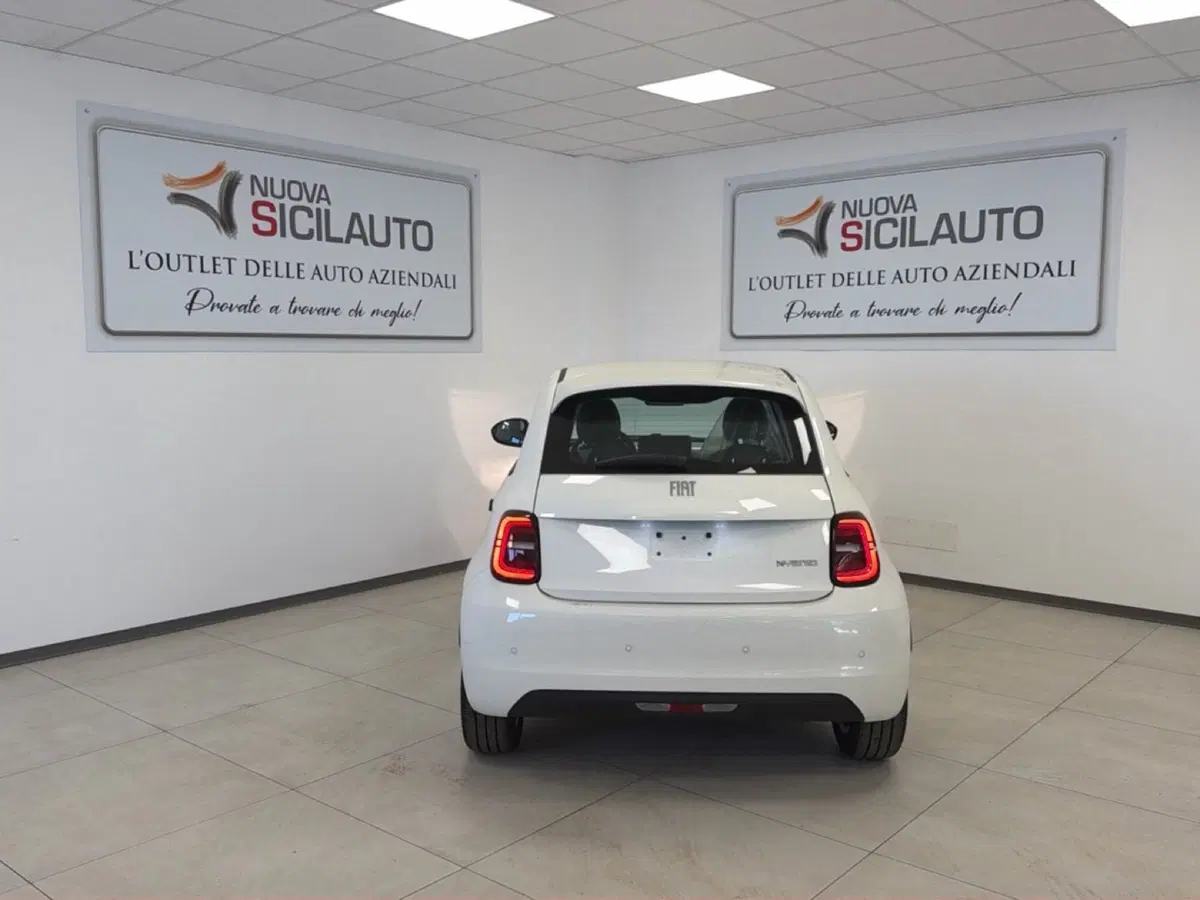 Fiat 500 nuova a Palermo (14)