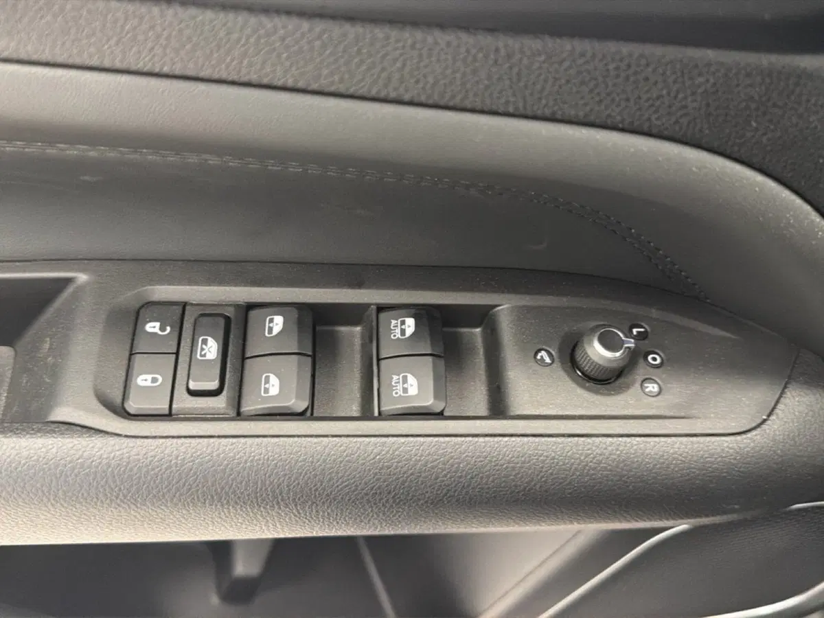 Jeep Compass nuova a Palermo (10)