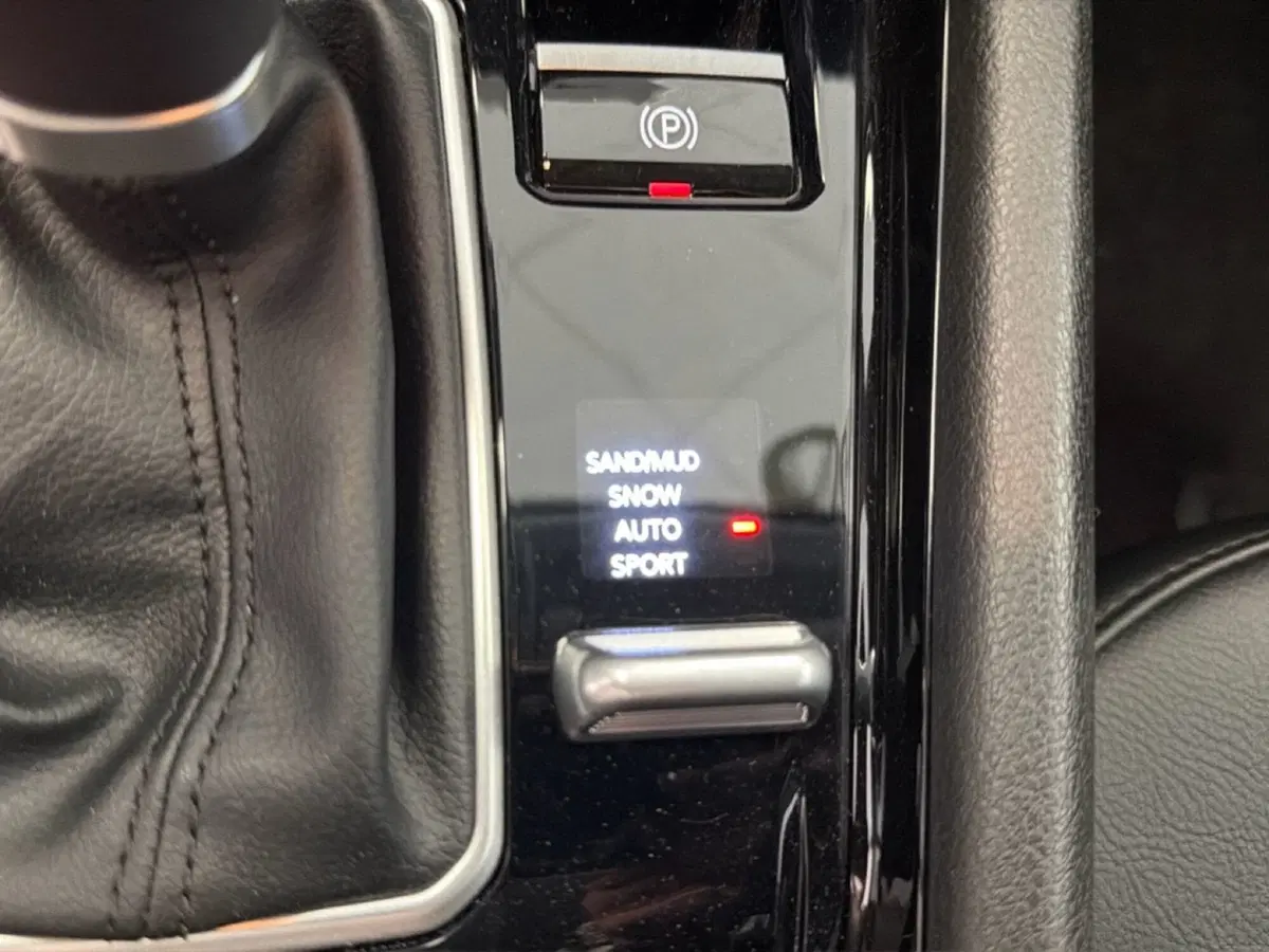 Jeep Compass nuova a Palermo (16)