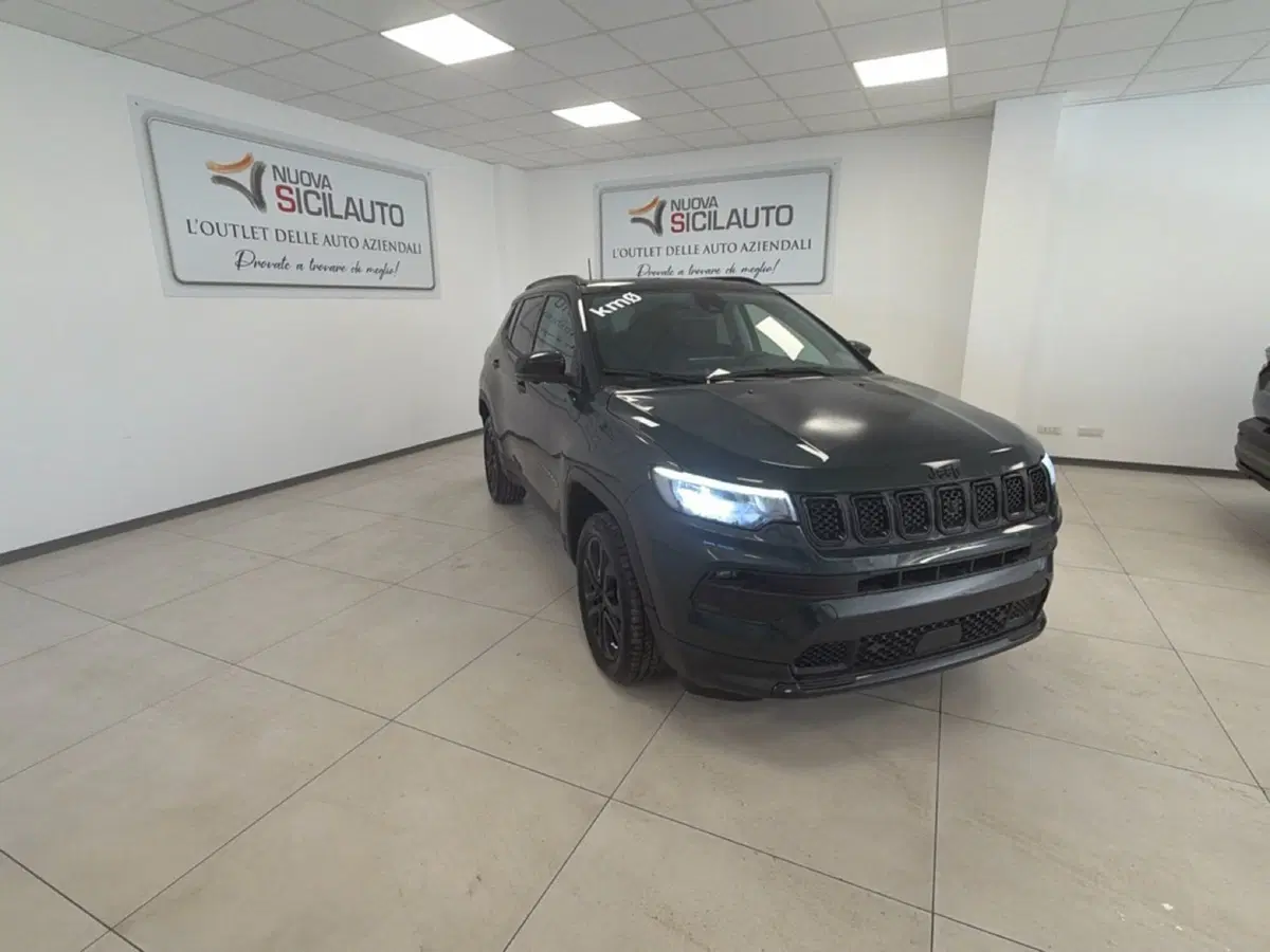 Jeep Compass nuova a Palermo (3)