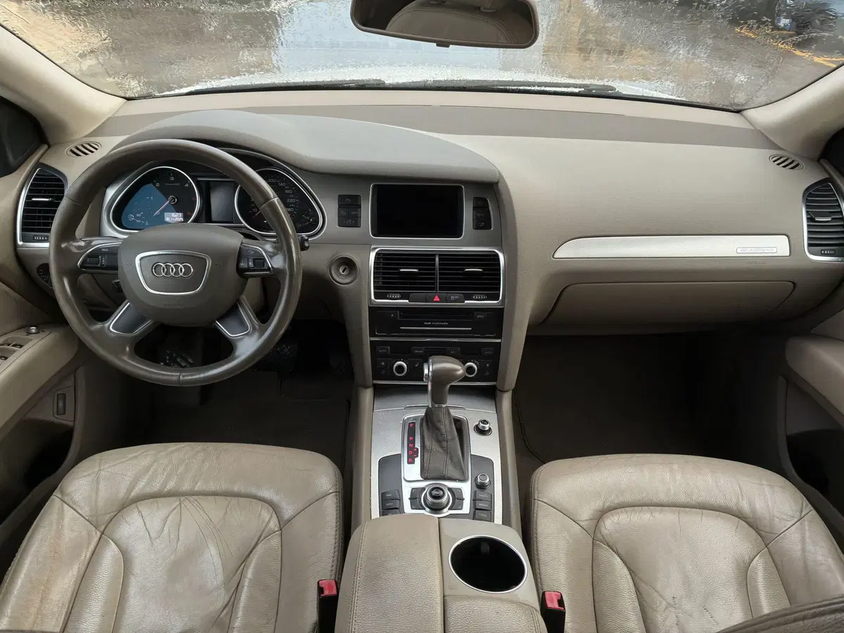 Audi Q7 usata a Frosinone (17)